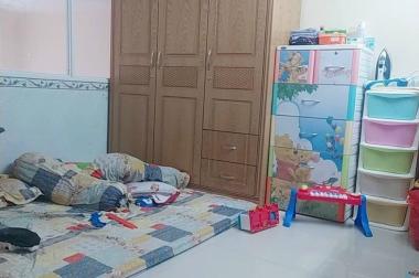 Định cư Bán Nhà Điện Biên Phủ, Quận 10, 3 Tầng, 2 Phòng Ngủ, Phù hợp NVVPi, giá 2 tỷ 8