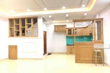 Cô 19 hại cần Bán gấp Nhà Mặt tiền 139B Nguyễn Tiểu La, Phường 6, Quận 10, 40m2, 4 Tầng, giá 14 tỷ