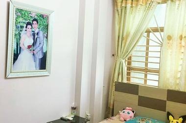 Ơ kìa! Giảm chào căn nhà Trường Chinh nhỉnh 2 tỷ. DT27m xây 6 tầng. Ở luôn.