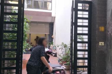 Bán nhà ngõ 144 Quan Nhân, Thanh Xuân, 71m2x5T, ngõ 3 bánh, giá 6.7 tỷ có tl