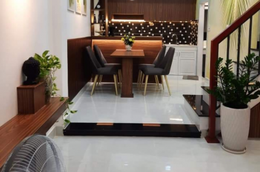 Bán nhà kiến trúc Villa! Lê Đức Thọ, P.6, GV 38m2(4x9.5) 3,68 tỷ TL.