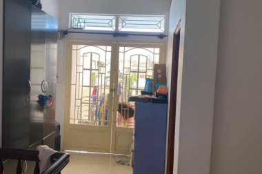 Bán nhà mới 3 tầng 4PN BTCT Nguyễn Kiệm, P.3, GV 46m2(5x9) 4,45 tỷ TL