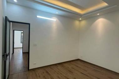 Bán nhà  Mỹ Đình1 Nam Tư Liêm  37 m2 5 tầng giá 3.4 tỷ ngõ thông ô tô kinh doanh nhỏ