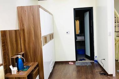 NHÀ ĐẸP PHỐ LÒ ĐÚC-39M*4-ÔTÔ ĐỖ CỬA.