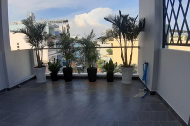Bán nhà 4 tầng MT Nguyễn Văn Công, P.3, GV 65m2(4x16) giá 9,5 tỷ TL