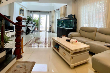 Bán nhà 2 MT HXH Phan Văn Trị,P.11,BT 49m2(5x10x 5 tầng) Giá 7,4 tỷ 
