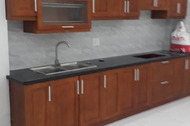 Bản nhà mặt đường  Mỹ Đình 41.5 m2 5 tầng 4 ngủ giá 3.3 tỷ ngõ thông ô tô  kinh doanh