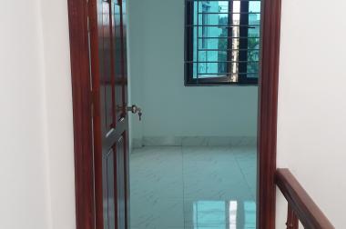 Bản nhà mặt đường  Mỹ Đình 41.5 m2 5 tầng 4 ngủ giá 3.3 tỷ ngõ thông ô tô  kinh doanh