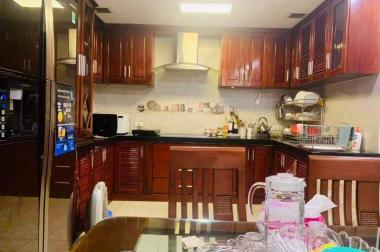 Bán nhà 57m x 5 tầng đường Vạn Phúc - Ba Đình