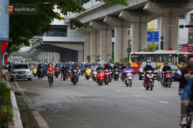 BÁN GẤP NHÀ MẶT PHỐ_LÔ GÓC_3 MẶT ĐƯỜNG_KINH DOANH SIÊU SẦM UẤT_130m_5 TẦNG_MT 20m_16.5 TỶ