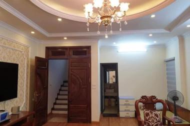 Bán nhà riêng Quận Cầu Giấy, Ô tô đỗ cửa, thoáng, DT 45M2, MT 5m. L/h 0328251386