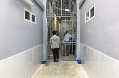VỠ NỢ VÌ DỊCH BÁN ĐẤT ĐỐI DIỆN CHỢ 300M2(12X25) + NHÀ TRỌ 36 PHÒNG CHỈ 900TR /DÃY.LH: 0969.739.583