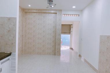 Nhà đẹp Lê Tự Tài, 2 tầng, hẻm xe hơi, 29m2 giá chỉ 3.6 tỷ Phú Nhuận