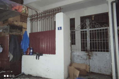 Chính chủ bán 2 nhà, số 3 ngõ 270 Ngọc Lâm, Quận Long Biên, Hà Nội