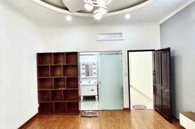 Bán nhà 1 Trệt 2 Lầu , đường B18 KDC 91B , P.An Khánh, Q.Ninh Kiều . Sổ hồng , giá rẽ