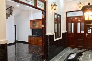 Cần bán nhà riêng đường Minh Khai - Lạc Trung 37m2 5 tầng mt 5m 