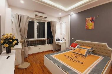 Bán nhà 5 tầng đường Nguyễn Chánh, quận Cầu Giấy