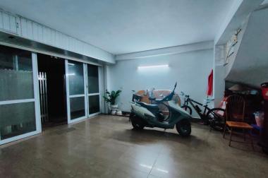 Chính chủ bán nhà ngõ 540 Nguyễn Văn Cừ ô tô tránh, 73m2, MT: 6.7m, SĐCC, 11.8 tỷ