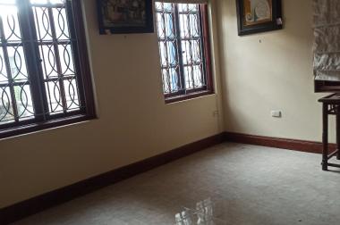 Bán biệt thự Hoàng Hoa Thám cho Tây thuê 100m2 3 tầng mặt tiền 10.6m giá 12.6 tỷ
