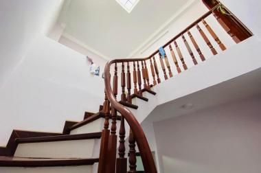 35m2 x 5 tầng, mới tinh, ngõ nông thoáng, Kim Ngưu Hai Bà Trưng, đẹp có 102 giá 3,5 tỷ