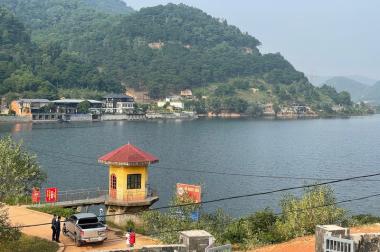 Bán căn nhà ở Hồ Đồng Đò- Sóc Sơn. Nhà nghỉ dưỡng, homestay mặt hồ Đồng Đò0983739032