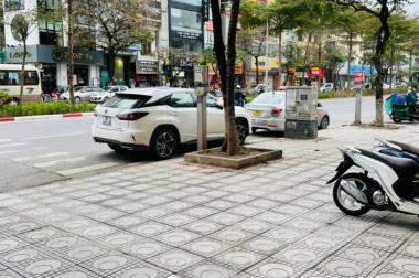 Bán nhà mặt Phố Đào Tấn, 60m, mặt tiền 4,2, giá bán 31.5 tỷ.