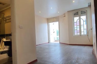 Cho thuê nhà mặt  ngõ  Phạm Tuấn Tài Dt 70m, 5 tầng, mt 5m,.Giá 20tr/th.LH-0968.810.861
