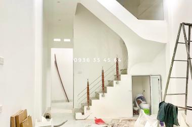 BÁN NHÀ CÁCH 20M RA MẶT PHỐ LỚN TRUNG TÂM THANH XUÂN NGÕ RỘNG Ô TÔ QUA NHÀ, 6 TỶ NHỈNH. LH: 0936354564