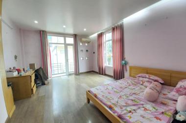 Phố vip quận Hai Bà Trưng, 56m2 * 5T, nhỉnh 5 tỷ, gần phố, ngõ xe tải, nhà đẹp ở ngay