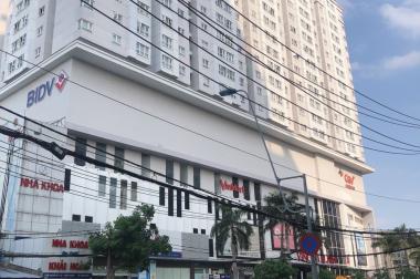 Bán GẤP nhà mặt tiền kinh doanh sầm uất Nguyễn Xí, 110m2, ngay chợ, sát PVĐ, 21.5 tỷ.