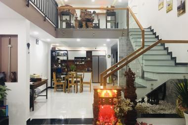 3,5 tỷ 5x51m2 dt 255m2 nhà và đất ngay đường mỹ hạnh DT9 đức hòa long an