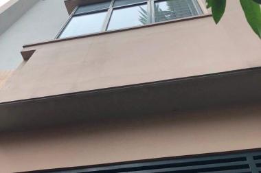 Chính chủ Bán nhà phố Lạc Long Quân, Nhật Tân, quận Tây Hồ, Hà Nội 9.6tỷ LH 0913978689