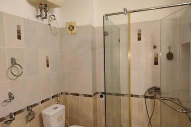 Chính chủ Bán nhà phố Lạc Long Quân, Nhật Tân, Tây Hồ, Hà Nội 62m 9.6 tỷ LH 0913978689