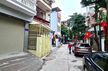 Chính chủ bán tòa nhà văn phòng/CCMN 5 tầng diện tích sàn 93m2 mặt tiền 4m