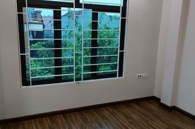 Bán nhà La Tinh 1-Đông La- (35m2-5 tầng)cách 1 nhà ra đường chính  0967743286