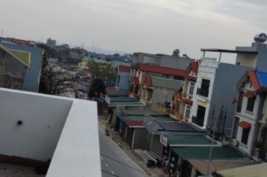 Bán lô đất 140m2, Thôn Đạo ngạn, Xã Hợp đồng, Chương mỹ, Ô tô vào tận nơi