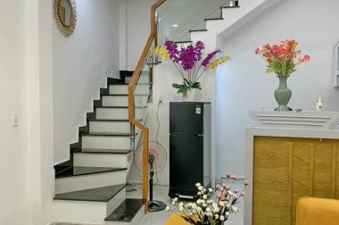 Bán nhà 2 lầu hẻm 77 đường chuyên dùng 9 Phường Phú Mỹ Quận 7