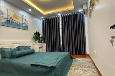 Bán nhà Mỹ Đình 50m 5T mặt tiền 4m. Gần ô tô, tặng nội thất. Giá 4 tỷ 0975626023