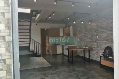 Bán nhà xây kiên cố. rất đẹp để lại toàn bộ nội thất :Kiệt 340 Trần Cao Vân, Phường Xuân Hà, Quận