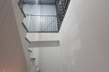 Siêu phẩm phố Cầu Giấy 45m2 Mt5m 5 tầng giá mềm như da em bé 4,5 tỷ thương lượng.