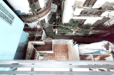 Chính chủ bán nhà ngõ 639 Hoàng Hoa Thám, Quận Ba Đình, Hà Nội