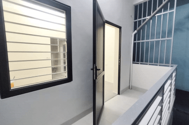 Chính chủ bán nhà ngõ 639 Hoàng Hoa Thám, Quận Ba Đình, Hà Nội