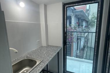 Bán cmnn tân triều ngõ 300 nguyễn xiển (52m2 7 tầng 15p kk thang máy giá 8 tỷ)  