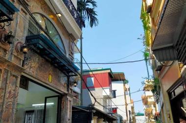 Bán nhà 5 T, Tân Thuỵ, Phúc Đồng, Nhà đẹp Tân Cổ Điển,ô tô vào nhà,lô góc,Tiện ích xung quanh, 7 tỷ.