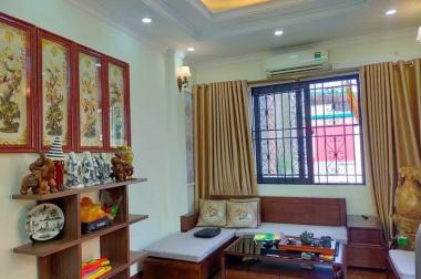 Bán nhà 5 T, Tân Thuỵ, Phúc Đồng, Nhà đẹp Tân Cổ Điển,ô tô vào nhà,lô góc,Tiện ích xung quanh, 7 tỷ.