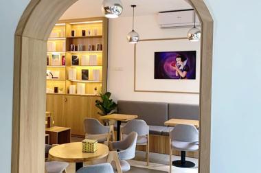 Đỉnh Mặt Phố Vương Thừa Vũ, Kinh doanh Bất Chấp 55m2, giá 18 tỷ
