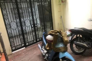 Cần cho Thuê Tầng 1 và Tầng 2 làm Văn Phòng hoặc Kinh doanh Online Tại số nhà 18 Ngõ 100 Yên Lãng