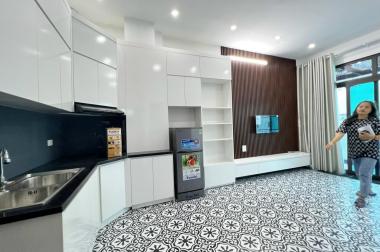 BÁN TOÀ CCMN TẠI CẦU GIẤY 18 CĂN-7 TẦNG THANG MÁY MỚI TINH-DÒNG TIỀN GẦN 1 TỶ.NĂM