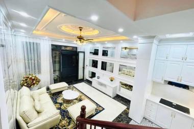 Bán Nhà Thái Thịnh - Đống Đa TK Tấn Cổ Điển Full Nội Thất 35m2 5 tầng 5.6 tỷ