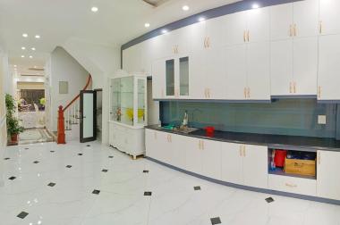 Bán Nhà Cầu Giấy - Kinh Doanh - Thang Máy DT 86m2 6 Tầng Giá 16.5 tỷ